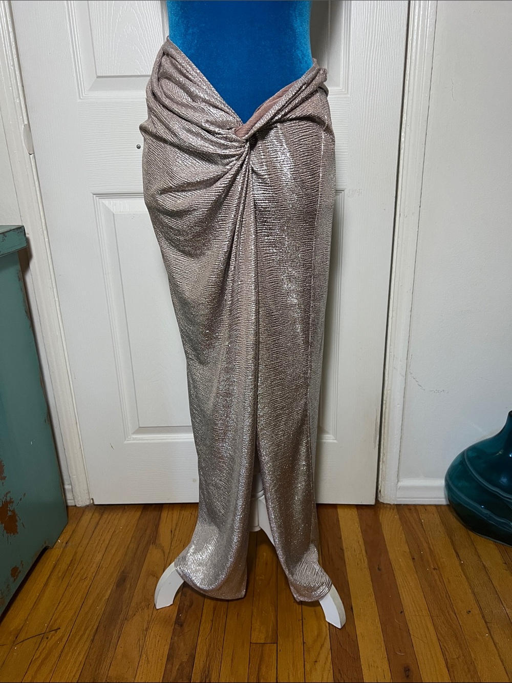Natalie Rolt Metallic Skirt Women’s 3 Large